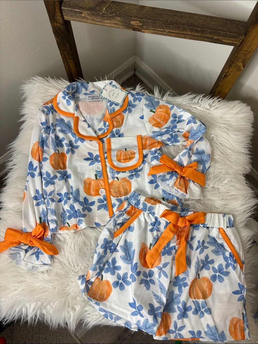 Girls Fall Pumpkin Floral Pajama Set with Orange Trim Size 4